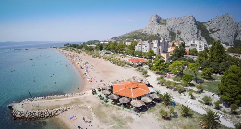 Lighthouse Central Apartments Omiš Zewnętrze zdjęcie